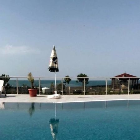 Seaview Dreamy Apartment With A Pool And Garden Sinemoretz Bagian luar foto