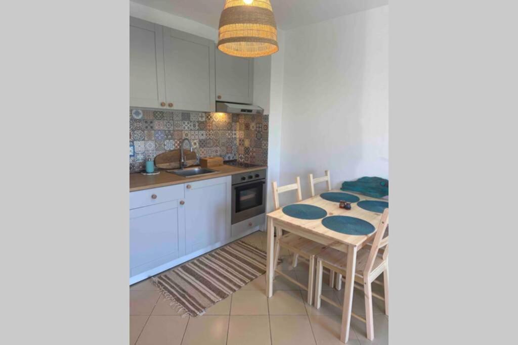 Seaview Dreamy Apartment With A Pool And Garden Sinemoretz Bagian luar foto