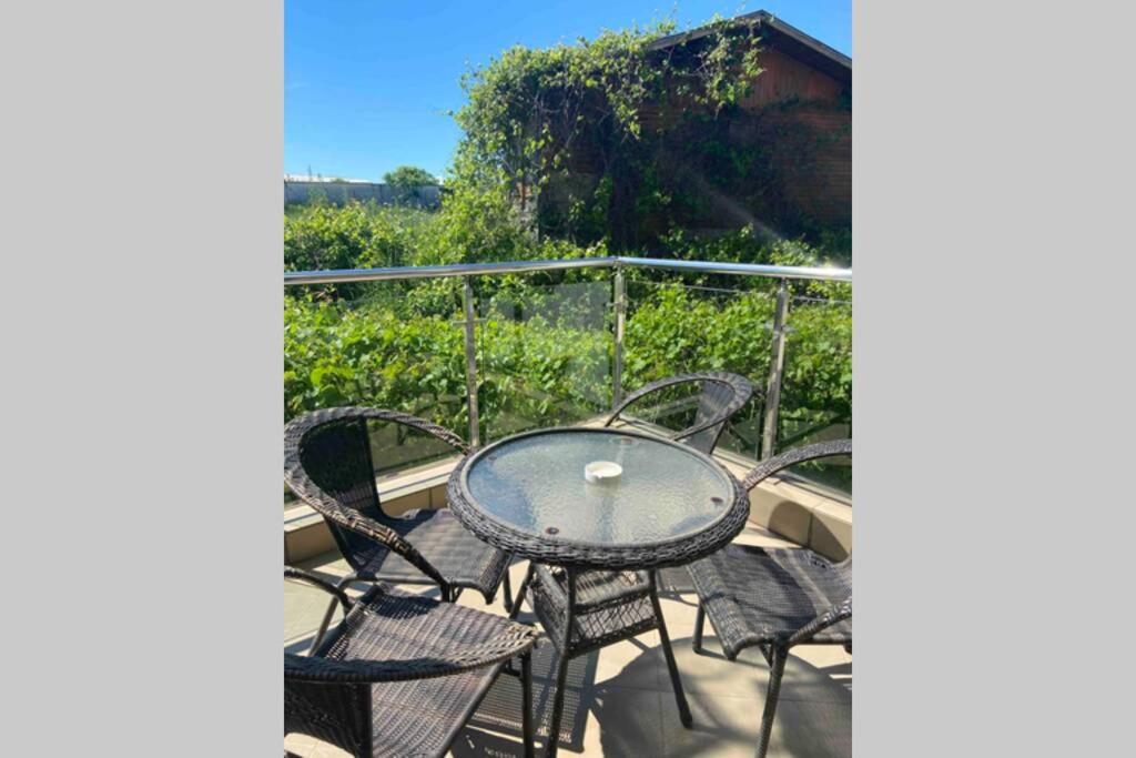 Seaview Dreamy Apartment With A Pool And Garden Sinemoretz Bagian luar foto